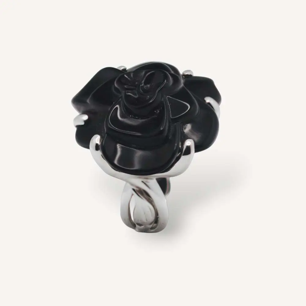 Bague Camelia Chanel d'occasion authentifiée