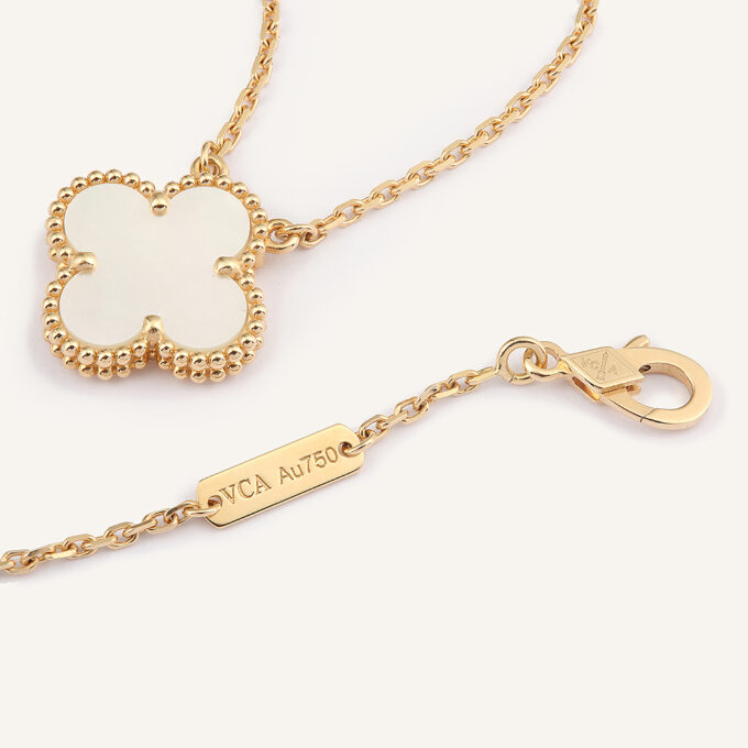 Pendentif Vintage Alhambra 1 motif Van Cleef & Arpels d'occasion : Bijou authentifié